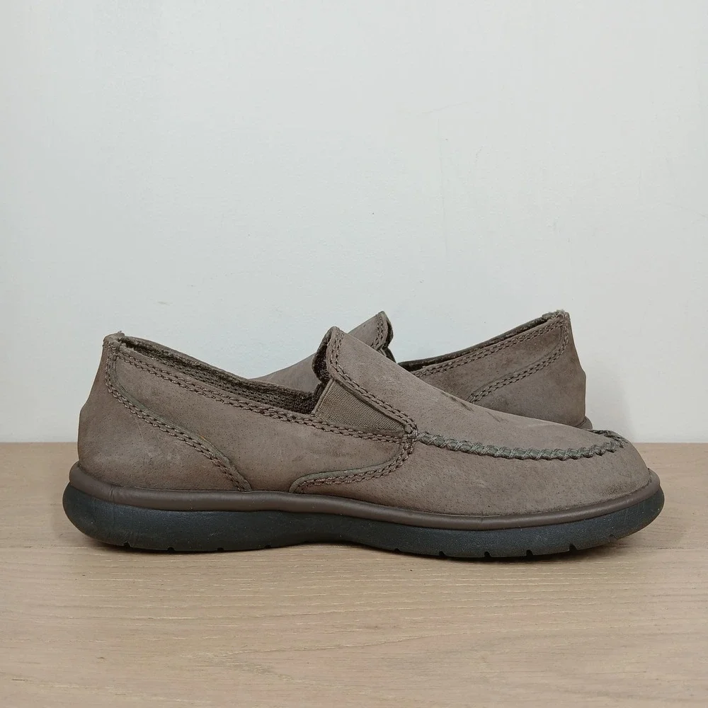 Patagonia Maui Smooth Boulder Slip On Shoes Mens 7.5 Taupe Suede Gorpcore Casual